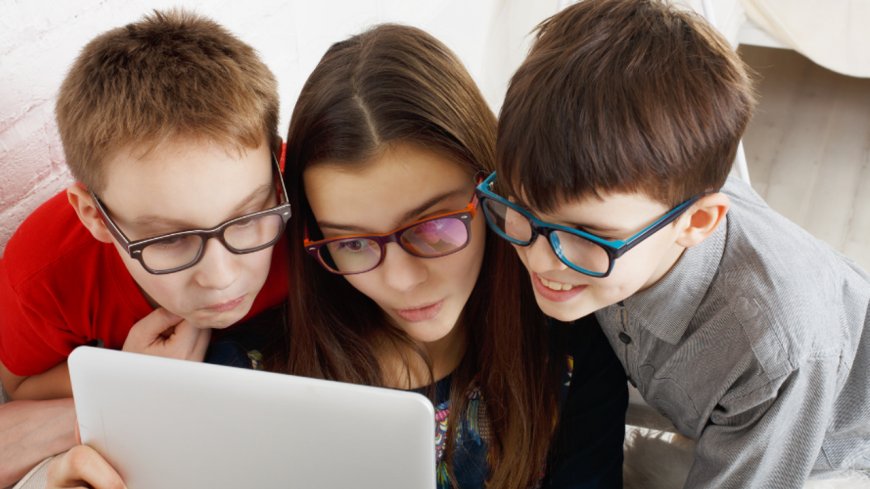 Ekran bağımlılığının mavi ışık ve uyku bozuklukları üzerindeki etkileri