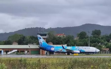 Almanya'dan Zonguldak'a gelen yolcu uçağına yıldırım düştü