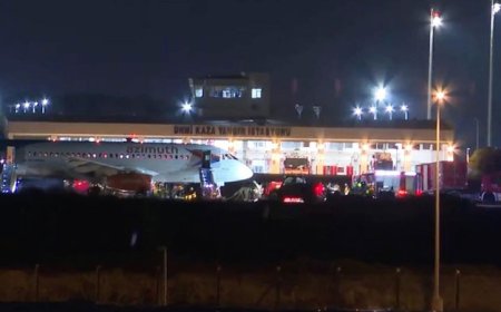 Antalya’da inişe geçen Rus yolcu uçağında yangın