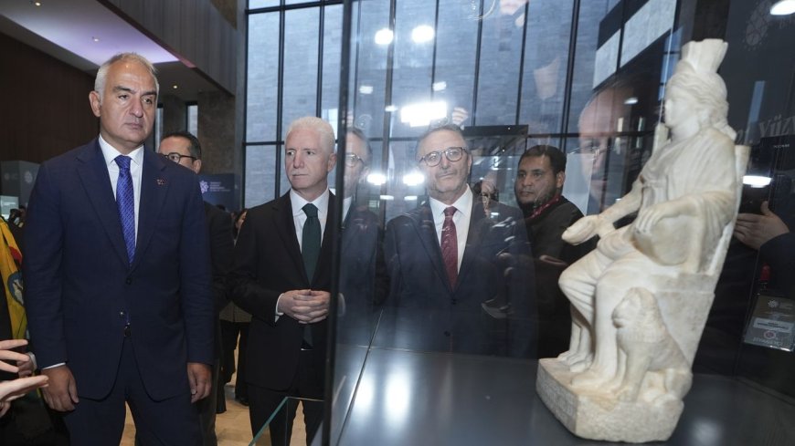 Bakan Ersoy: Göreve geldiğimizden beri yaklaşık 8 bin eseri ülkemize getirdik